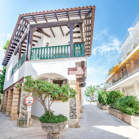Belvilla By Oyo Casa En El Roc De Sant Gaiet Apartment Tarragona